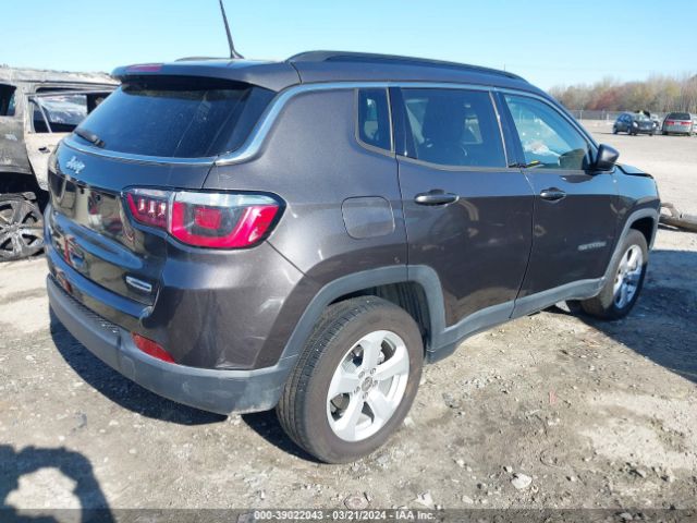 Photo 3 VIN: 3C4NJDBB7JT177206 - JEEP COMPASS 