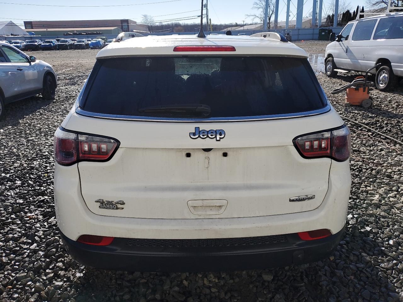 Photo 5 VIN: 3C4NJDBB7JT246430 - JEEP COMPASS 