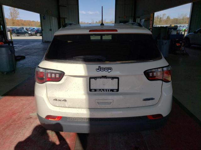 Photo 5 VIN: 3C4NJDBB7JT256133 - JEEP COMPASS 