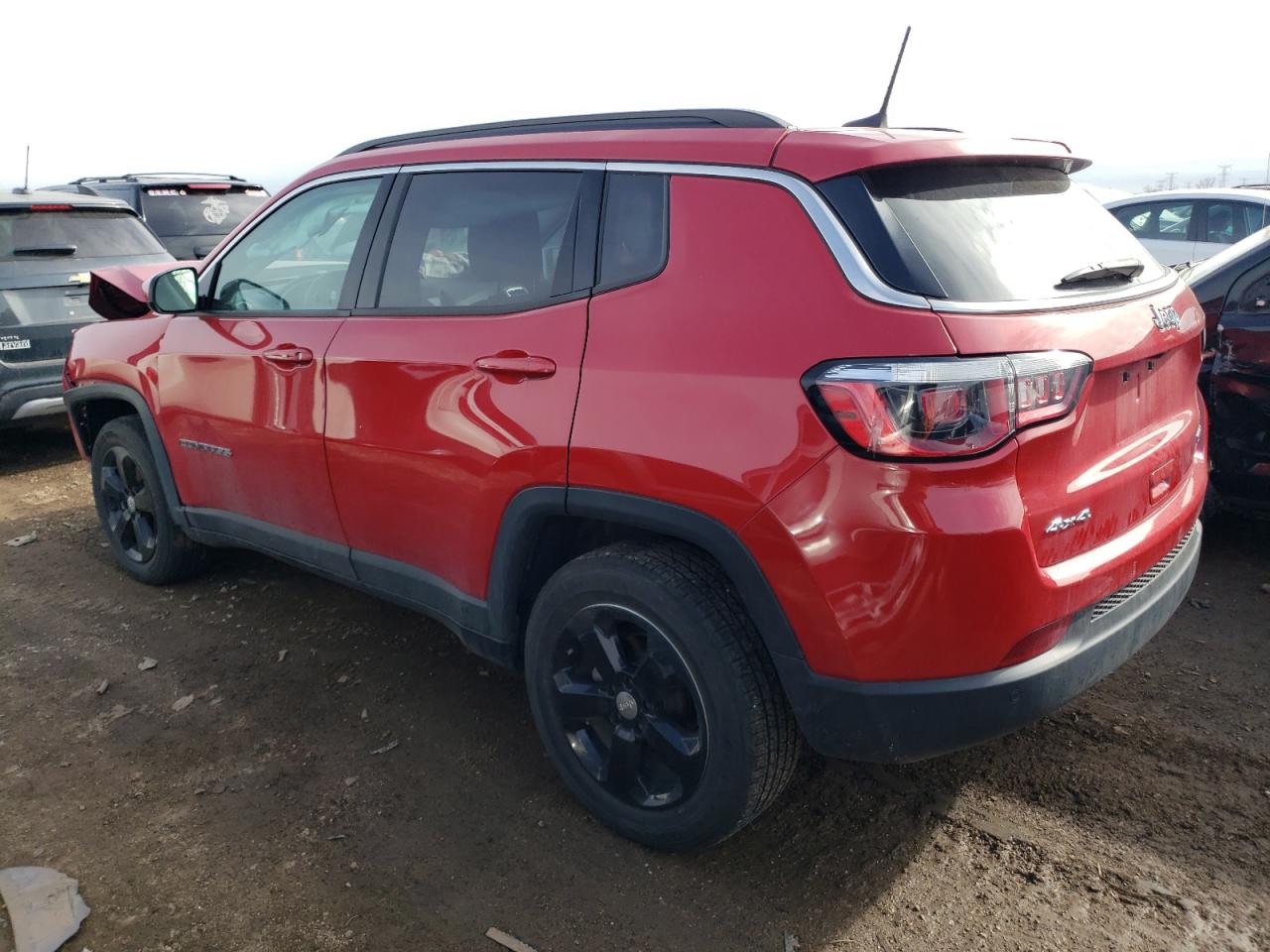 Photo 1 VIN: 3C4NJDBB7JT333471 - JEEP COMPASS 