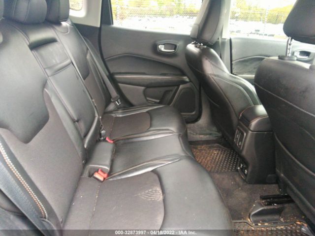 Photo 7 VIN: 3C4NJDBB7JT349315 - JEEP COMPASS 