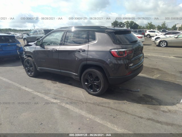 Photo 2 VIN: 3C4NJDBB7JT395498 - JEEP COMPASS 