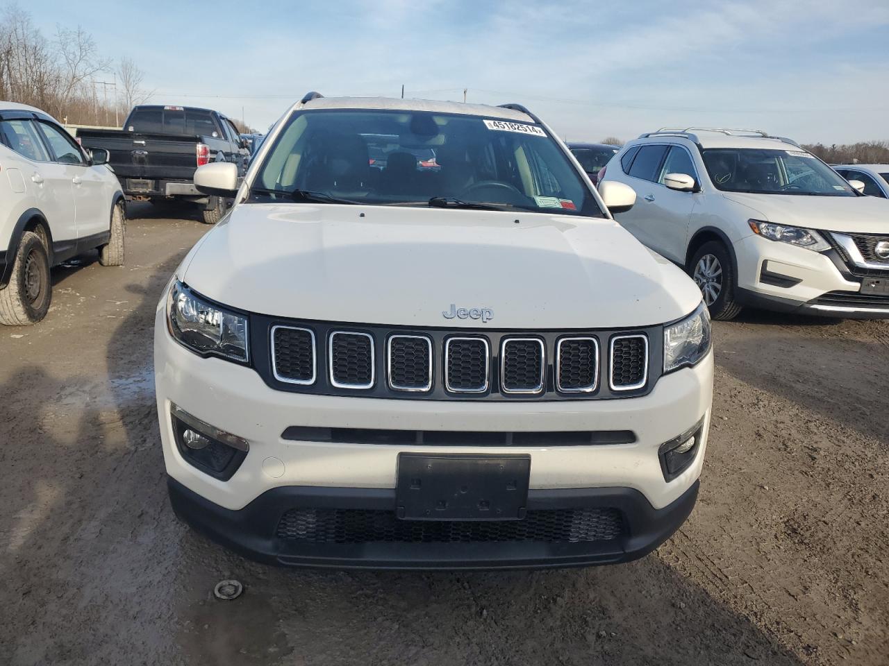 Photo 4 VIN: 3C4NJDBB7JT436082 - JEEP COMPASS 