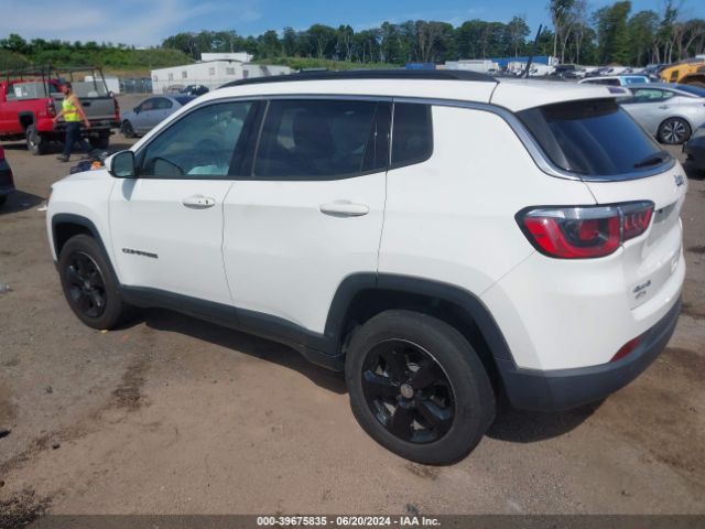 Photo 2 VIN: 3C4NJDBB7JT481166 - JEEP COMPASS 