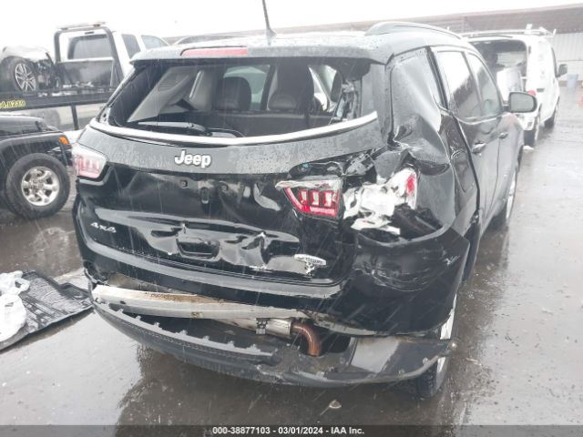 Photo 5 VIN: 3C4NJDBB7JT481720 - JEEP COMPASS 