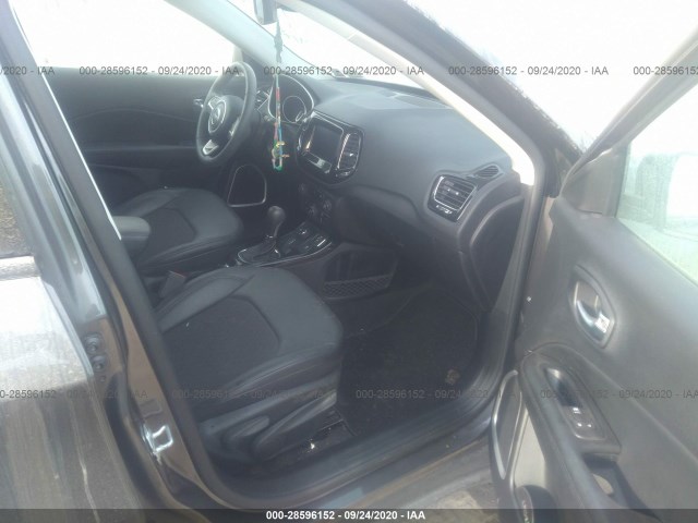 Photo 4 VIN: 3C4NJDBB7KT696340 - JEEP COMPASS 