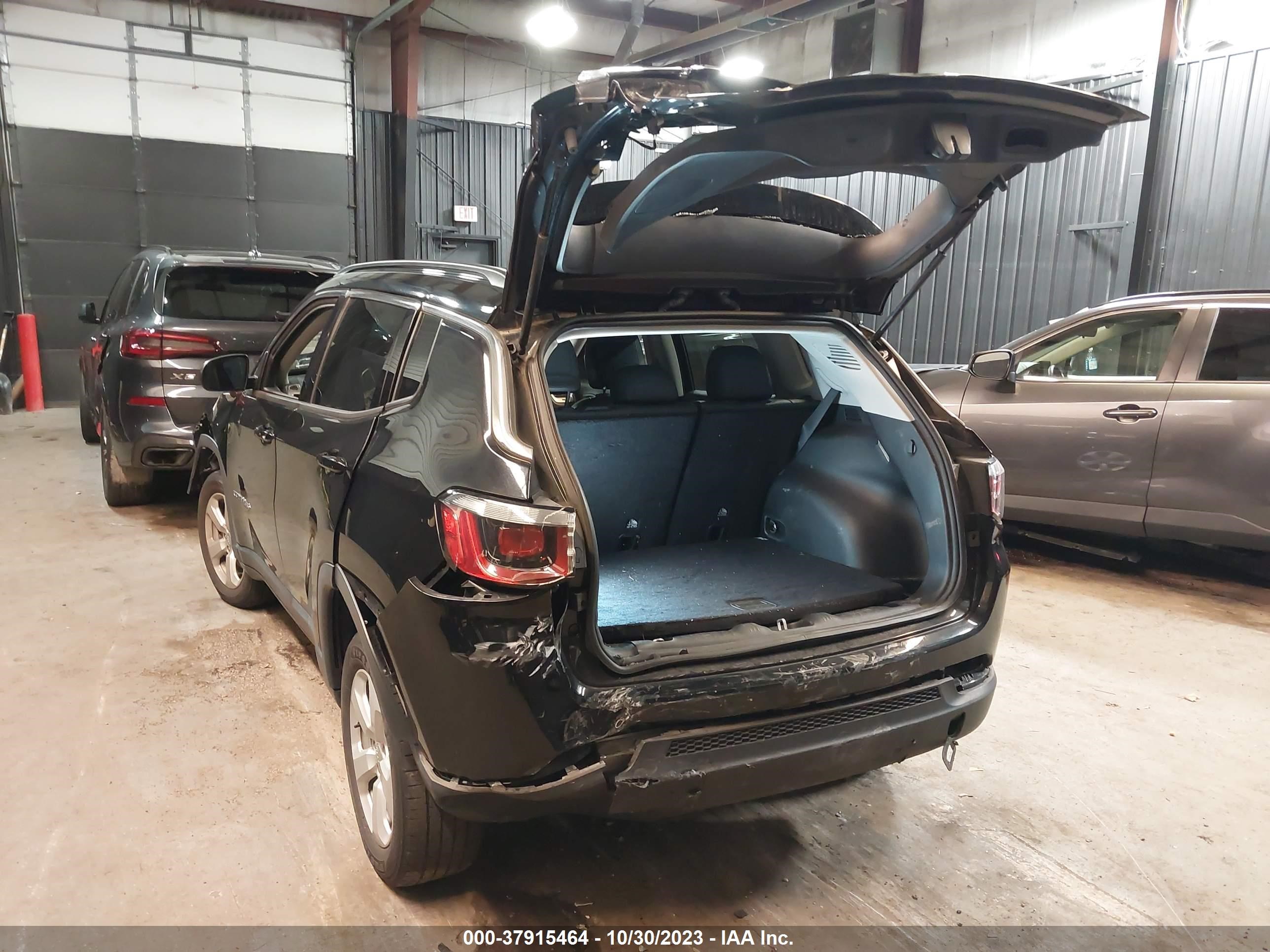 Photo 2 VIN: 3C4NJDBB7KT813432 - JEEP COMPASS 