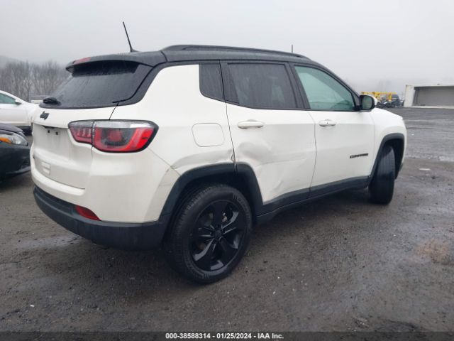 Photo 3 VIN: 3C4NJDBB7LT132169 - JEEP COMPASS 