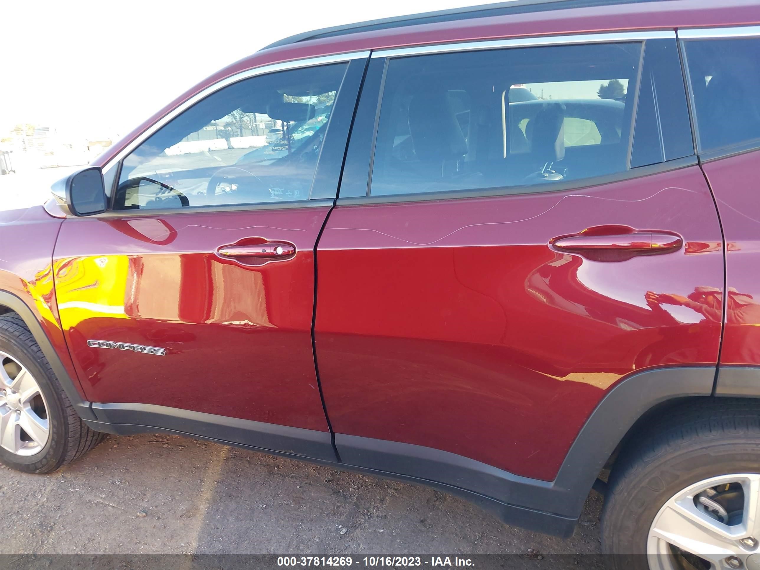 Photo 14 VIN: 3C4NJDBB7NT116752 - JEEP COMPASS 