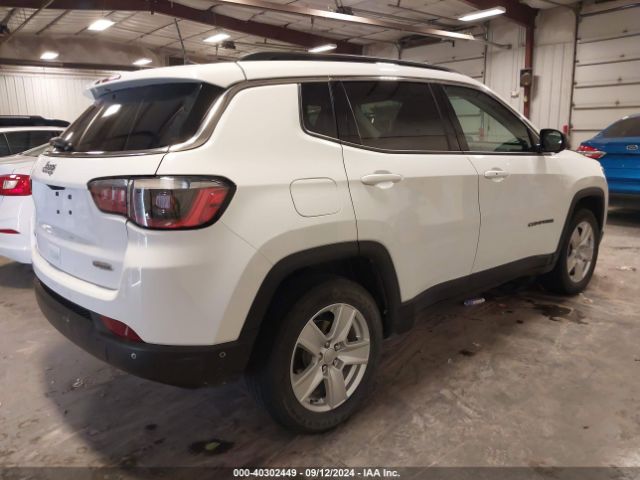 Photo 3 VIN: 3C4NJDBB7NT132398 - JEEP COMPASS 