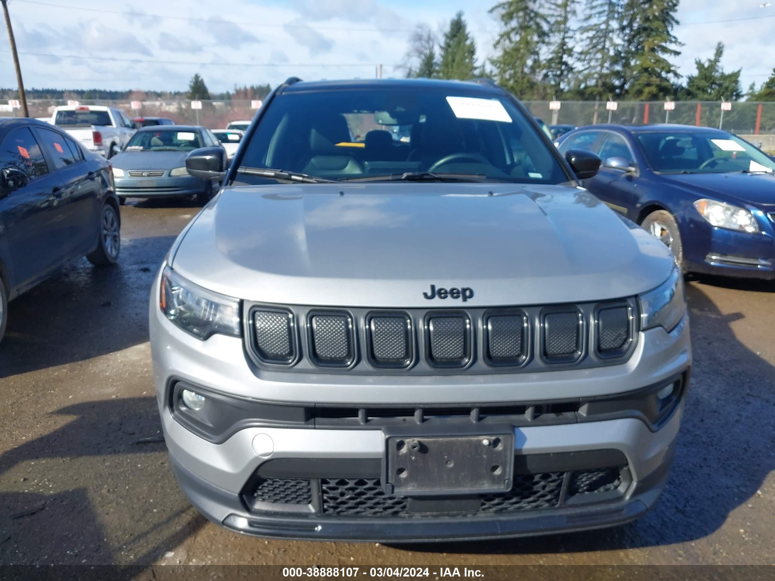 Photo 11 VIN: 3C4NJDBB7NT228743 - JEEP COMPASS 