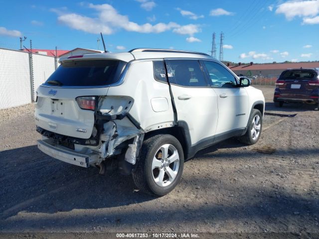 Photo 3 VIN: 3C4NJDBB8JT162326 - JEEP COMPASS 