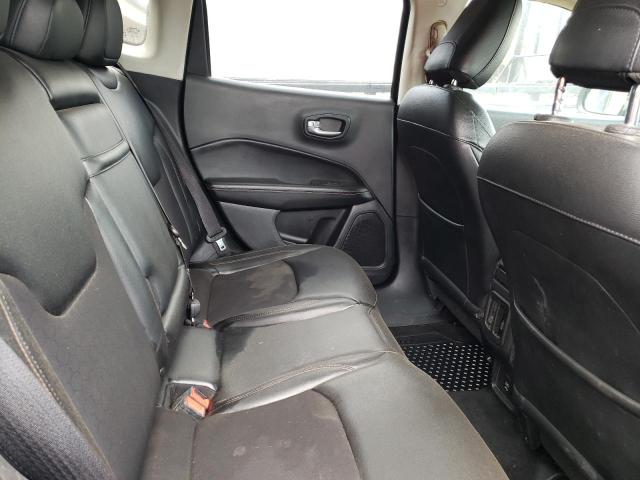 Photo 9 VIN: 3C4NJDBB8JT254570 - JEEP COMPASS 