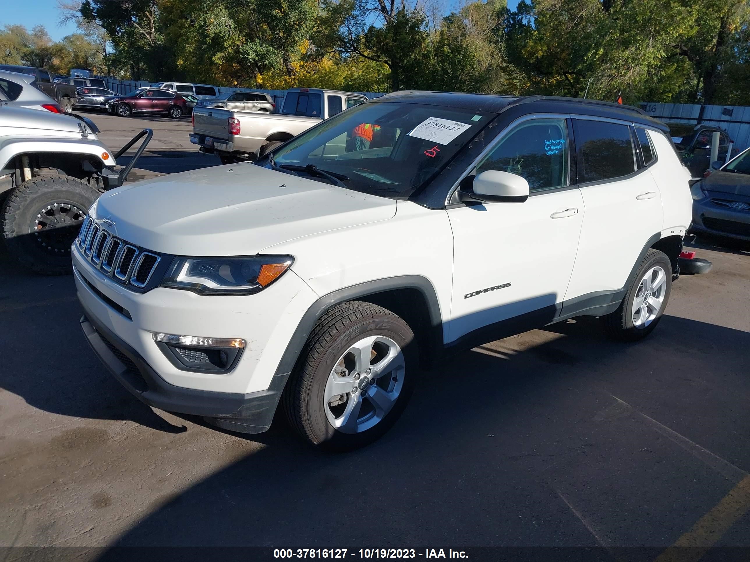 Photo 1 VIN: 3C4NJDBB8JT261311 - JEEP COMPASS 