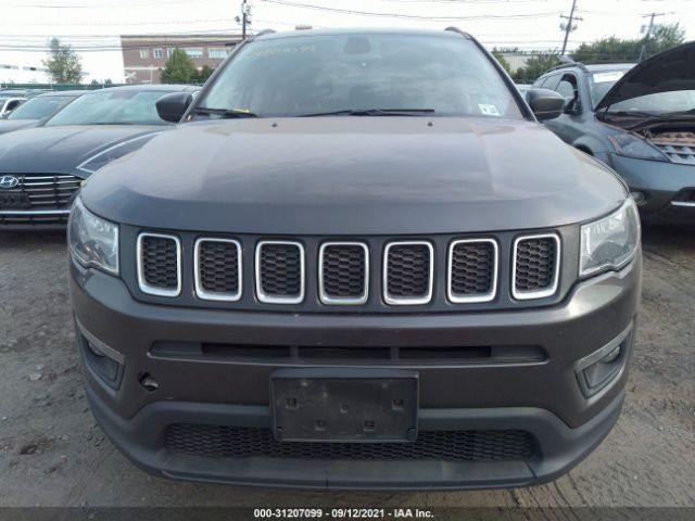 Photo 5 VIN: 3C4NJDBB8JT307879 - JEEP COMPASS 