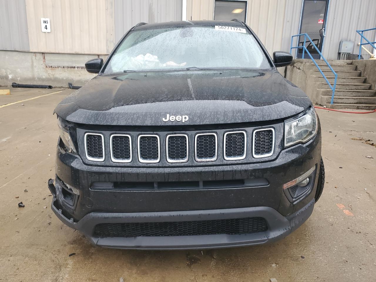 Photo 4 VIN: 3C4NJDBB8JT315867 - JEEP COMPASS 