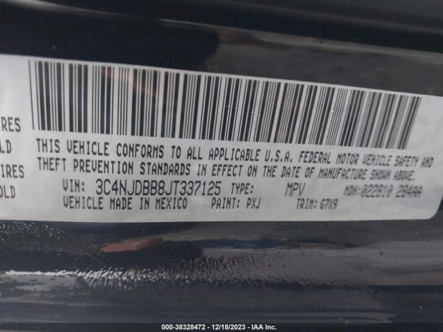 Photo 8 VIN: 3C4NJDBB8JT337125 - JEEP COMPASS 