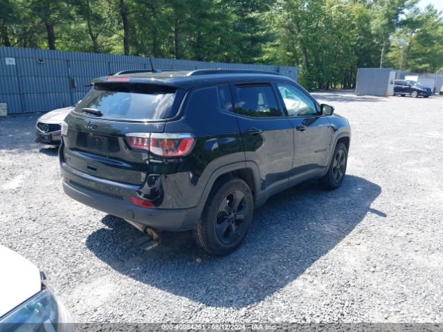 Photo 3 VIN: 3C4NJDBB8JT397454 - JEEP COMPASS 