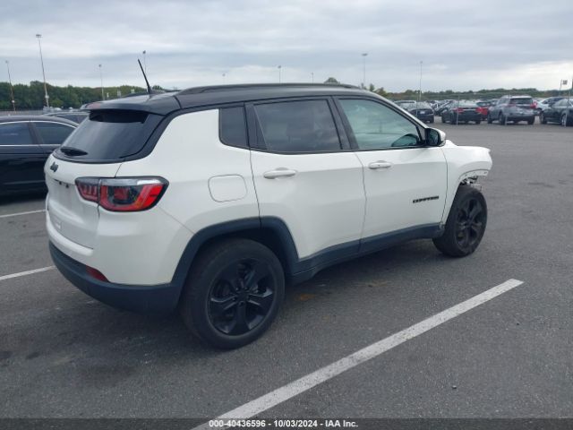 Photo 3 VIN: 3C4NJDBB8JT432560 - JEEP COMPASS 