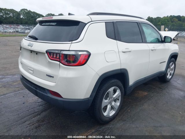 Photo 3 VIN: 3C4NJDBB8KT601882 - JEEP COMPASS 