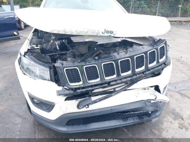 Photo 5 VIN: 3C4NJDBB8KT601882 - JEEP COMPASS 