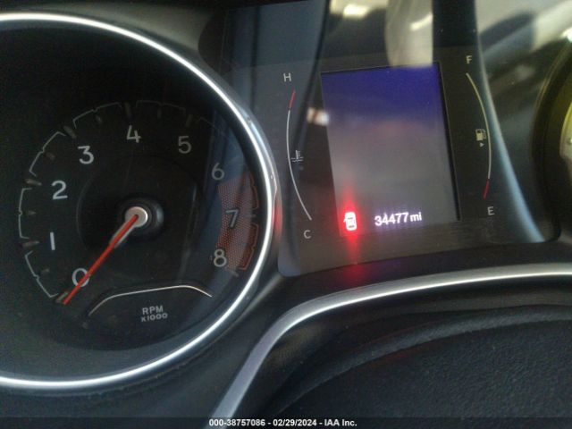 Photo 6 VIN: 3C4NJDBB8KT670099 - JEEP COMPASS 