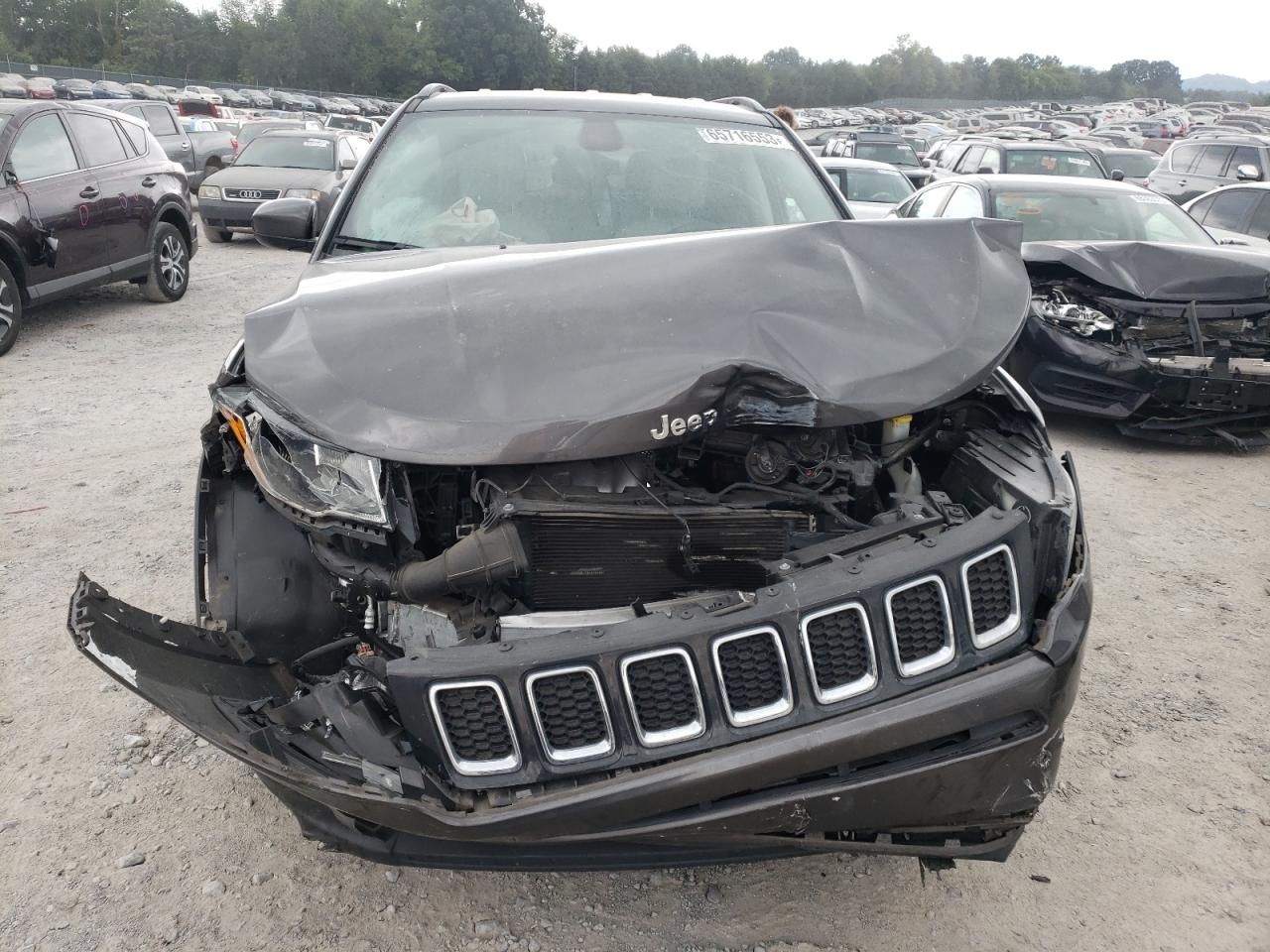 Photo 4 VIN: 3C4NJDBB8MT524885 - JEEP COMPASS 