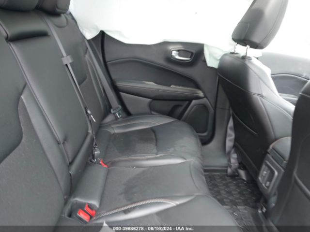 Photo 7 VIN: 3C4NJDBB8MT533313 - JEEP COMPASS 