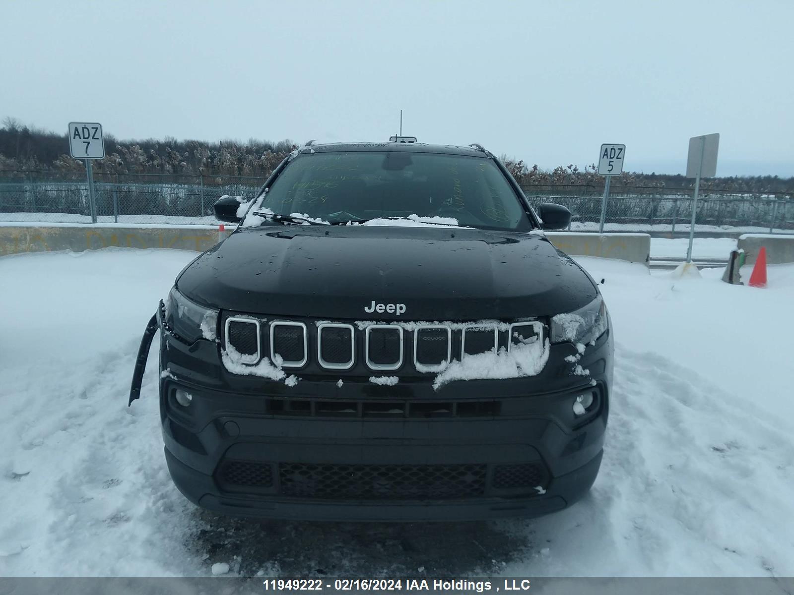 Photo 12 VIN: 3C4NJDBB8NT141546 - JEEP COMPASS 