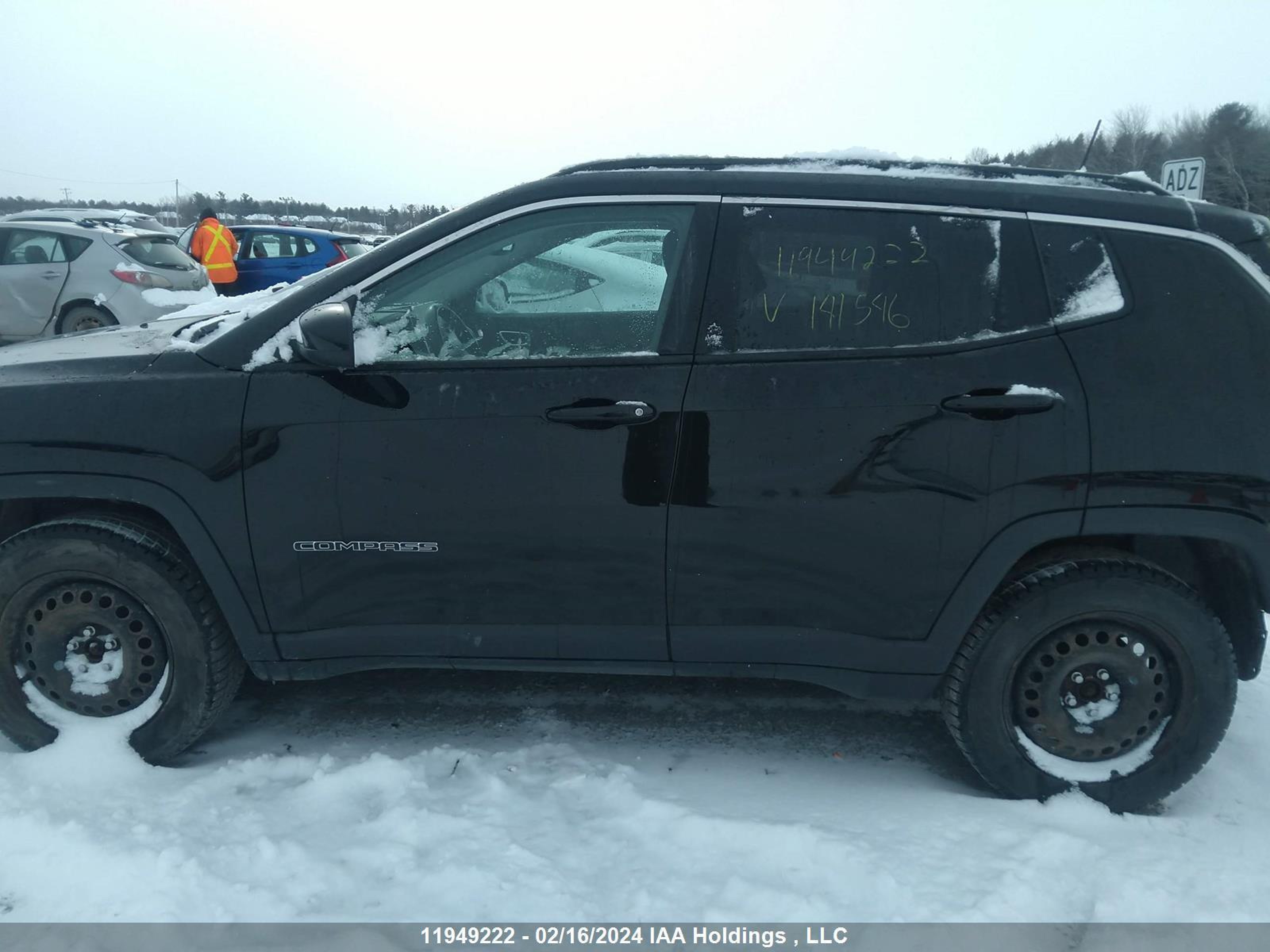 Photo 14 VIN: 3C4NJDBB8NT141546 - JEEP COMPASS 