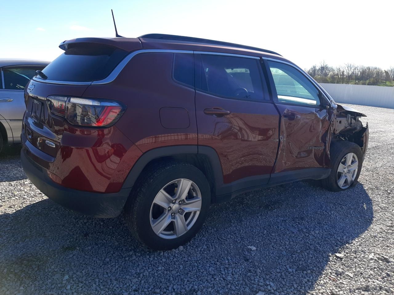 Photo 2 VIN: 3C4NJDBB8NT231666 - JEEP COMPASS 