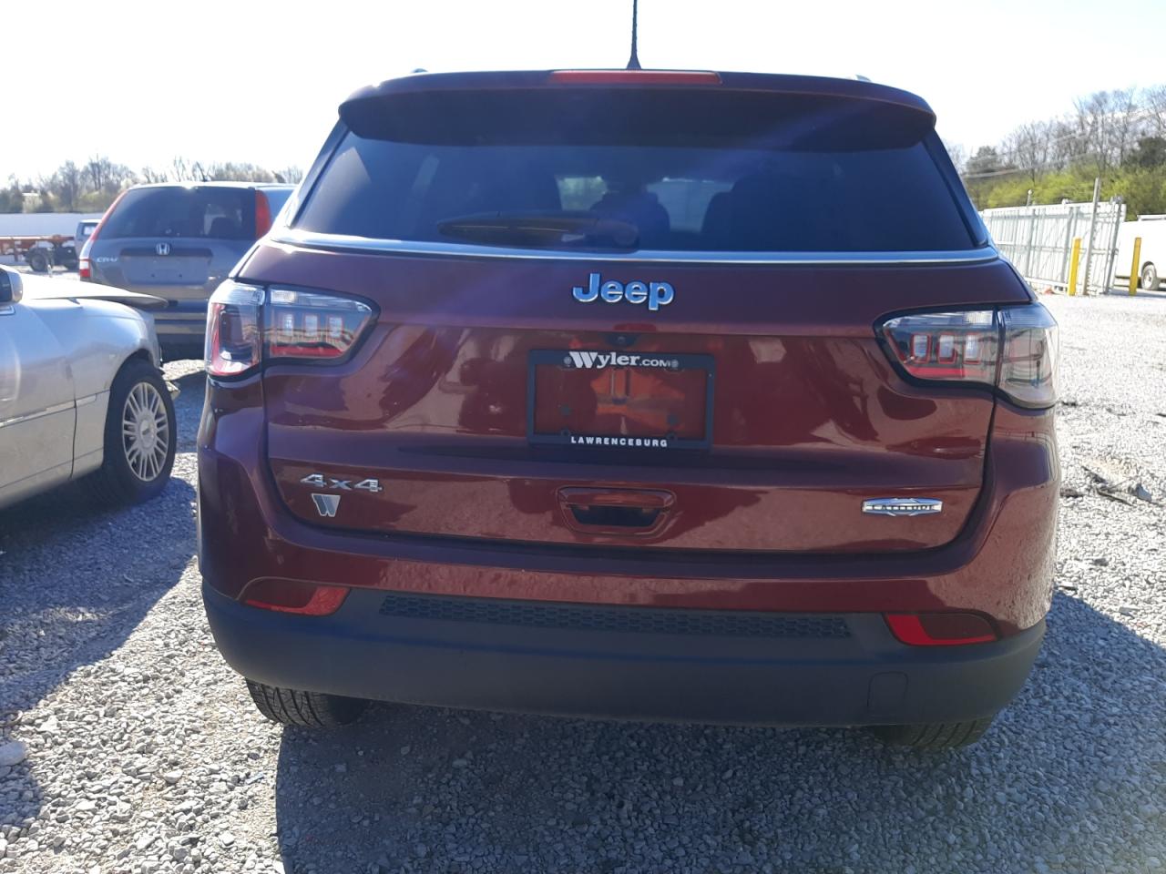 Photo 5 VIN: 3C4NJDBB8NT231666 - JEEP COMPASS 