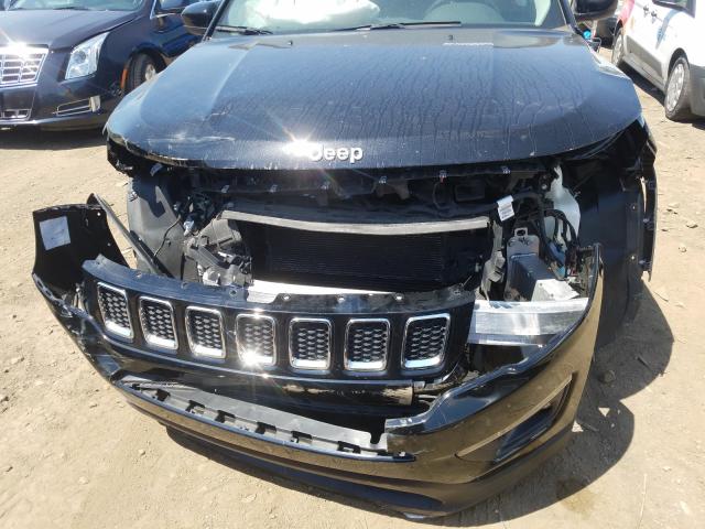 Photo 8 VIN: 3C4NJDBB9JT154994 - JEEP COMPASS 