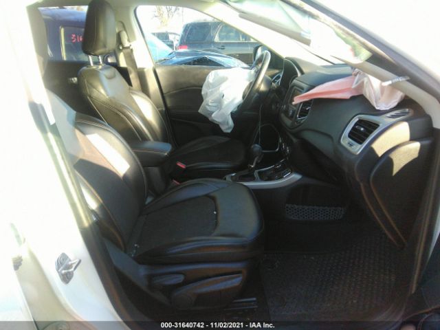 Photo 4 VIN: 3C4NJDBB9JT403813 - JEEP COMPASS 