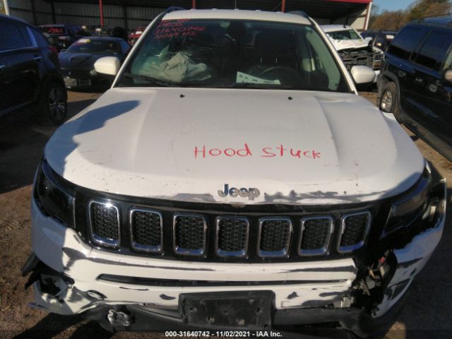 Photo 9 VIN: 3C4NJDBB9JT403813 - JEEP COMPASS 