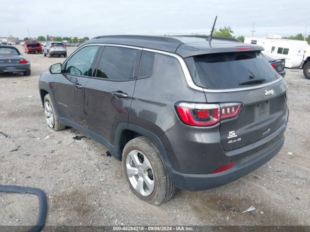 Photo 2 VIN: 3C4NJDBB9JT455507 - JEEP COMPASS 