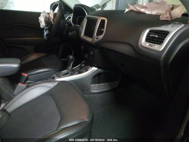 Photo 4 VIN: 3C4NJDBB9LT168848 - JEEP COMPASS 