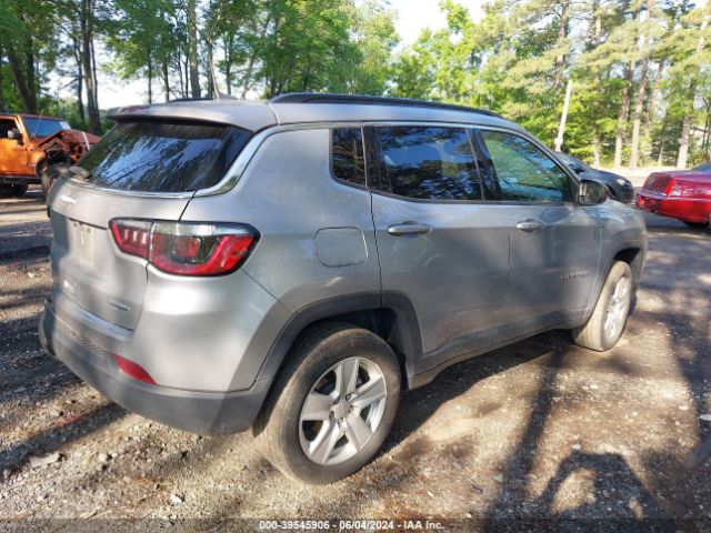 Photo 3 VIN: 3C4NJDBB9NT152958 - JEEP COMPASS 