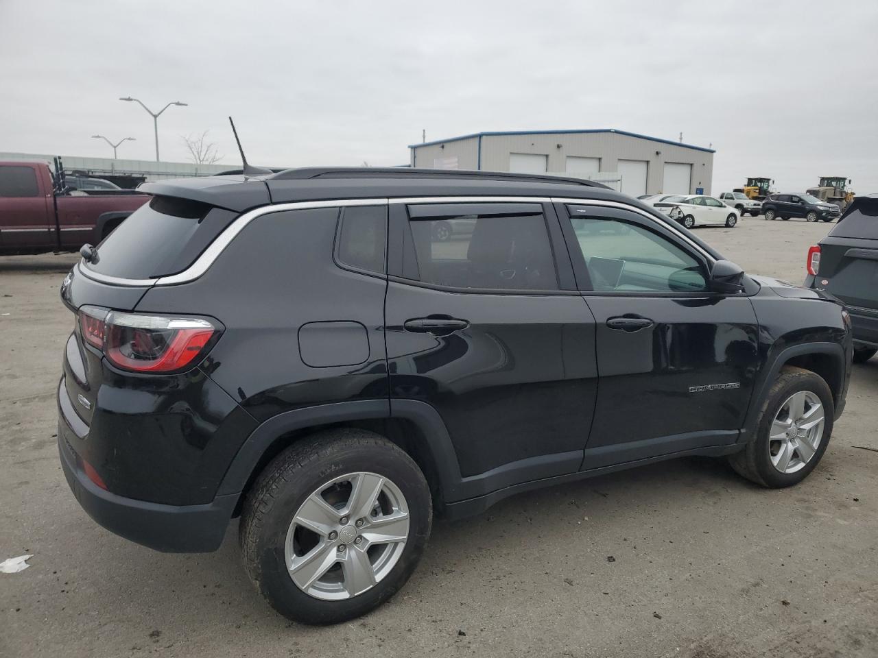 Photo 2 VIN: 3C4NJDBB9NT209806 - JEEP COMPASS 