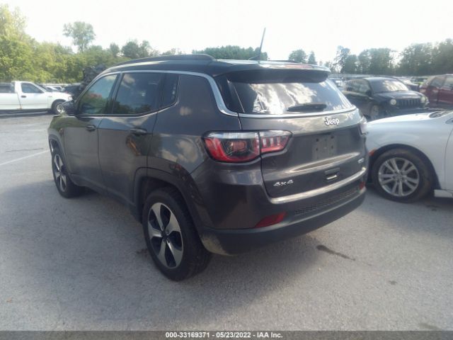 Photo 2 VIN: 3C4NJDBBXJT150503 - JEEP COMPASS 