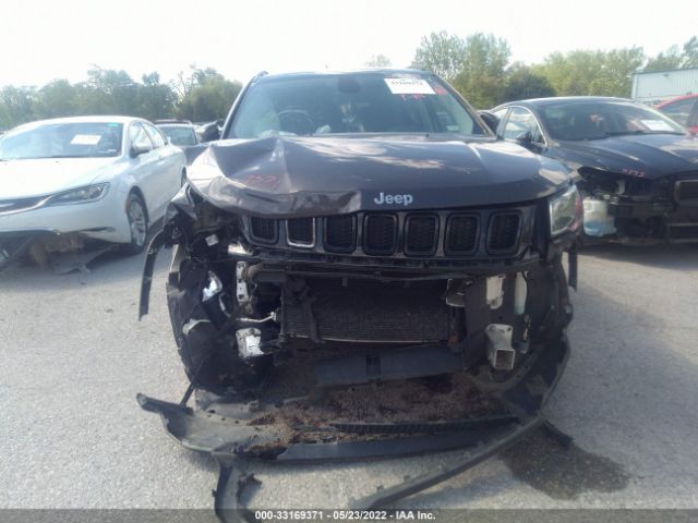 Photo 5 VIN: 3C4NJDBBXJT150503 - JEEP COMPASS 