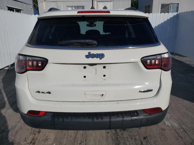 Photo 5 VIN: 3C4NJDBBXJT162330 - JEEP COMPASS 