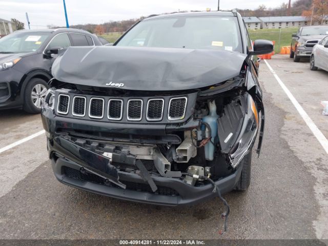 Photo 5 VIN: 3C4NJDBBXJT349793 - JEEP COMPASS 