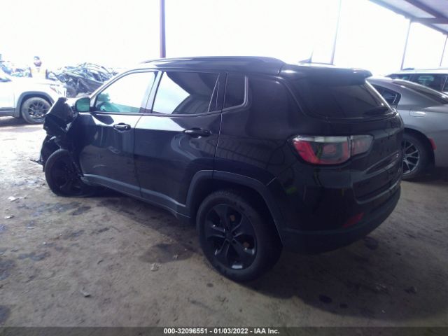 Photo 2 VIN: 3C4NJDBBXJT394622 - JEEP COMPASS 