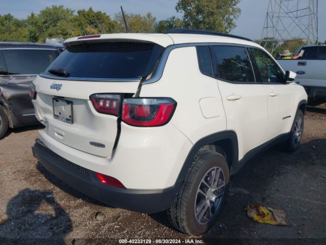 Photo 3 VIN: 3C4NJDBBXJT458271 - JEEP COMPASS 