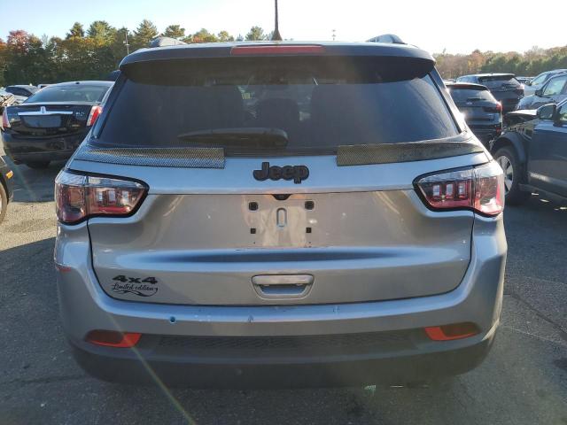 Photo 5 VIN: 3C4NJDBBXKT661839 - JEEP COMPASS LA 