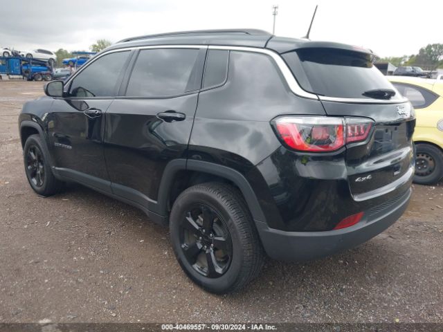 Photo 2 VIN: 3C4NJDBBXKT665826 - JEEP COMPASS 