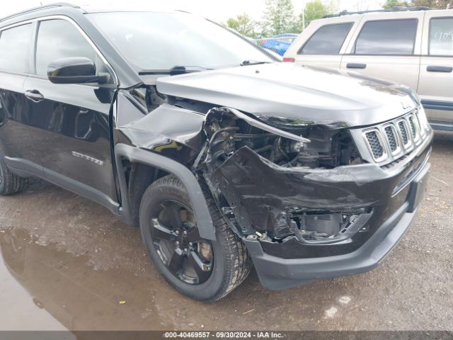 Photo 5 VIN: 3C4NJDBBXKT665826 - JEEP COMPASS 