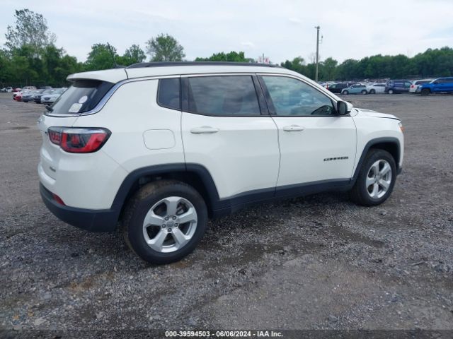 Photo 3 VIN: 3C4NJDBBXLT204840 - JEEP COMPASS 