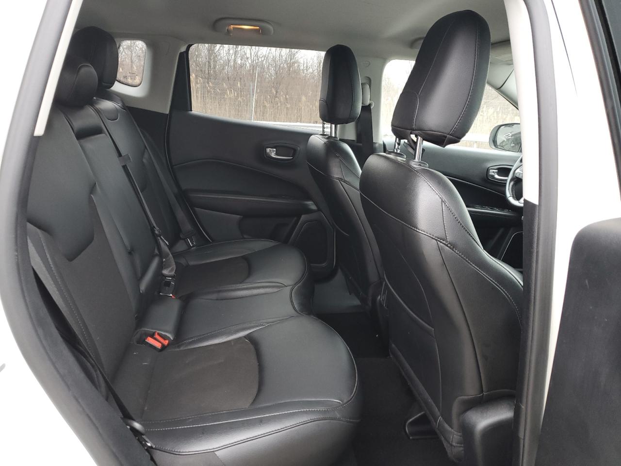 Photo 9 VIN: 3C4NJDBBXMT586532 - JEEP COMPASS 